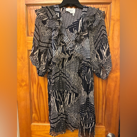 ba&sh Robe Acacai - Picture 11 of 13